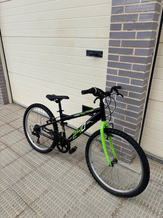 Bicicleta 24 casi nueva
