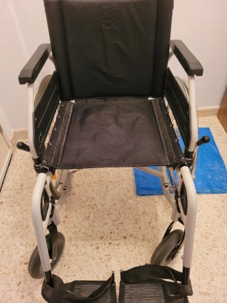 Silla de ruedas usada