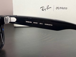 Ray-Ban Meta Wayfarer Gen 2 | Shiny Black G15