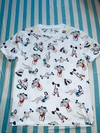 Camiseta Moschino Talla M Estampado Divertido