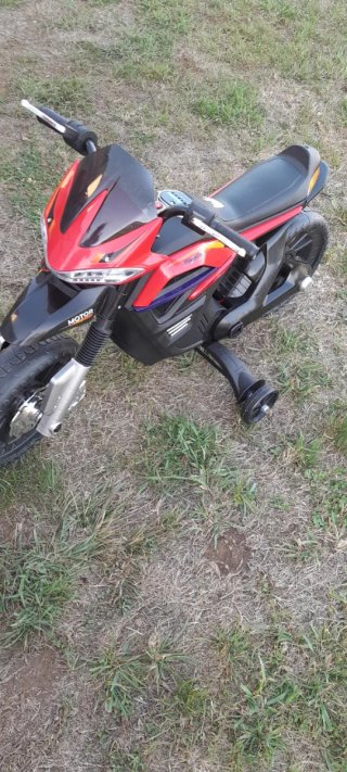 Moto infantil a batería