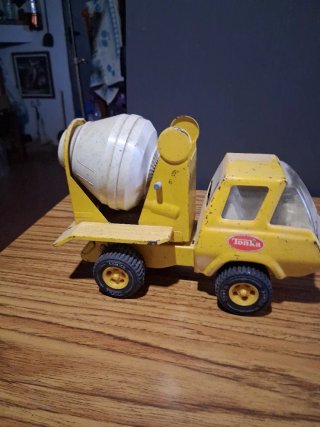 Camión Hormigonera Tonka Amarillo