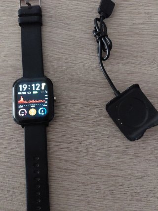Reloj Inteligente Negro + Cargador