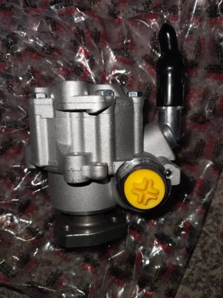 Bomba de dirección asistida NTY SPW-VW-008