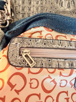 Bolso Guess Vaquero Vintage Y2K Dorado