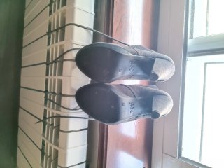 Botines grises de ante con cordones