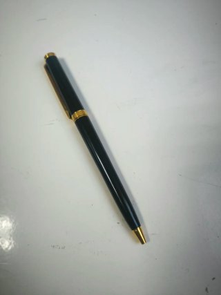 Bolígrafo Montblanc Noblessse Obligue