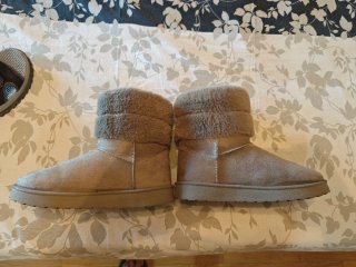Botas niña beige y marrón