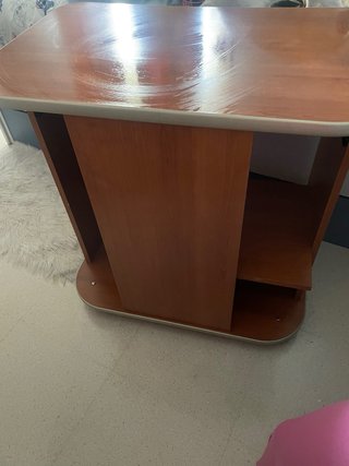 Escritorio madera y metal
