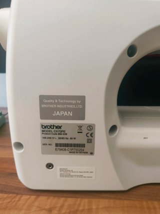 Máquina de coser Brother CX70PE (averiada)