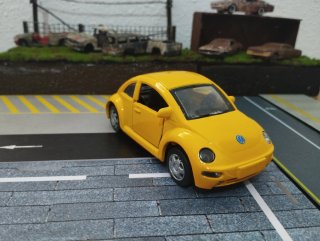 Volkswagen New Beetle 1/43 o 1/36