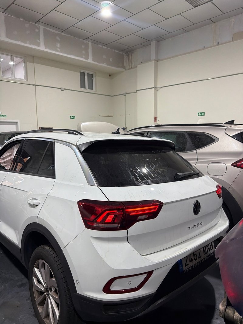 Volkswagen T-Roc Life 1.0 TSI 2024, foto 3