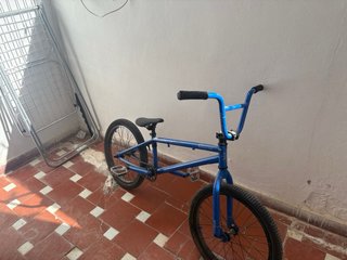 Bicicleta BMX GT bikes