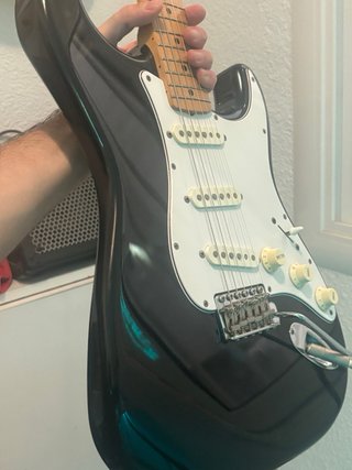Guitarra Eléctrica Fender Stratocaster Japan