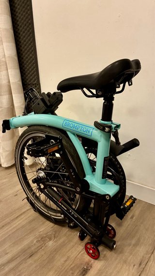 Brompton C Line Eléctrica