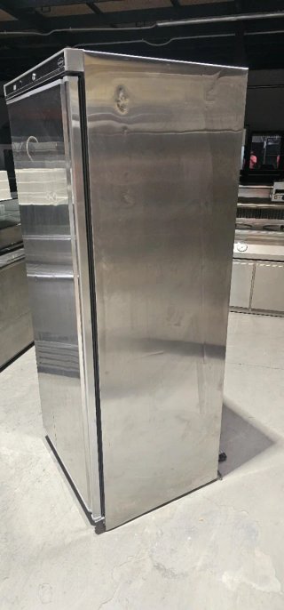 Nevera Industrial Vertical