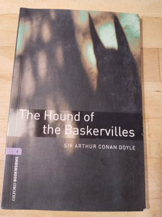 Oxford Bookworms Library: Stage 4: The Hound of...