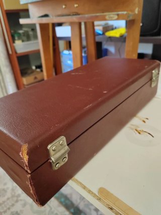 Clarinete francés con estuche