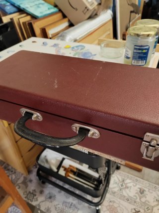 Clarinete francés con estuche