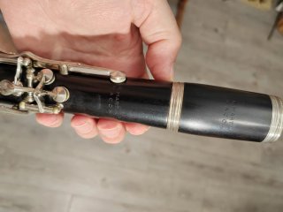 Clarinete francés con estuche