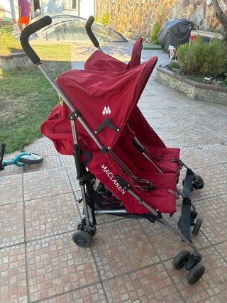 Carrito gemelar Maclaren rojo plegable