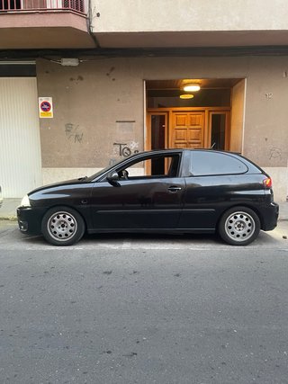 Se vende o se cambia Seat Ibiza 6l