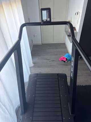 Cinta Correr Curva Profesional LAND CT-300B