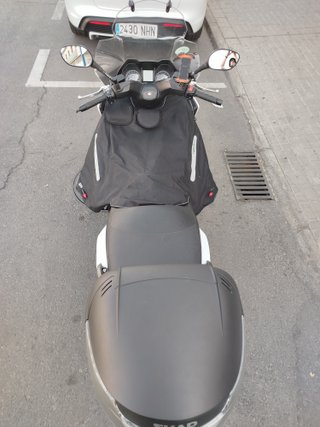 Moto Kymco Grand Dink 300 ABS Blanca muchos extras