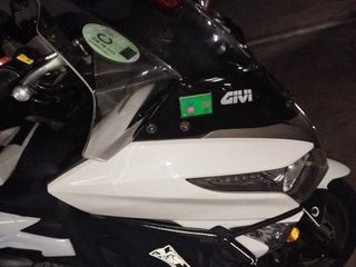 Moto Kymco Grand Dink 300 ABS Blanca muchos extras