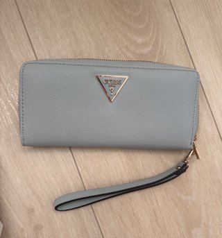 Monedero Guess Azul y Plateado
