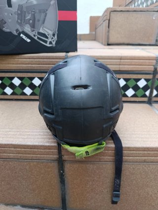 Casco oficial hockey patines Talla S