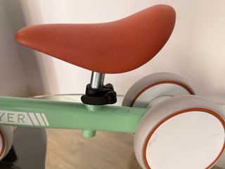Bici 4 Ruedas Sawyer + Andador Chicco