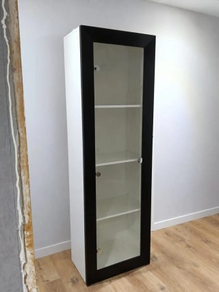 Muebles salón en blanco y negro