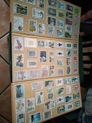Álbum Sellos Metálicos País Vasco 74 Unidades