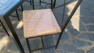 Mesa de forja y 4 sillas IKEA