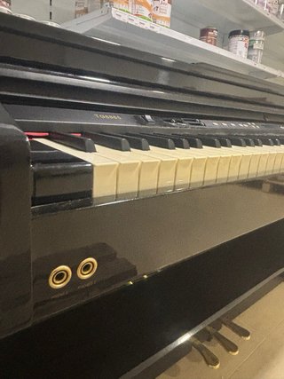 Piano Digital Ringway Negro Brillo