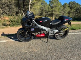 Aprilia RS 125 2T Negra con Extras