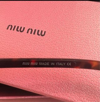 Óculos de grau Miu Miu tartaruga