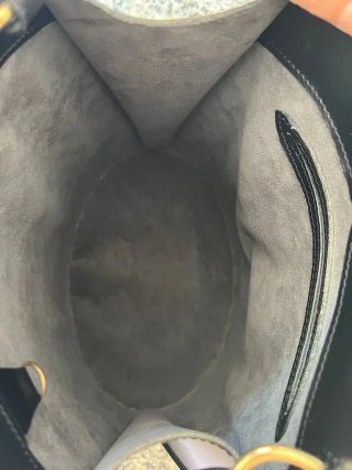 Louis Vuitton Cluny Cuero Epi Negro | Como Nuevo