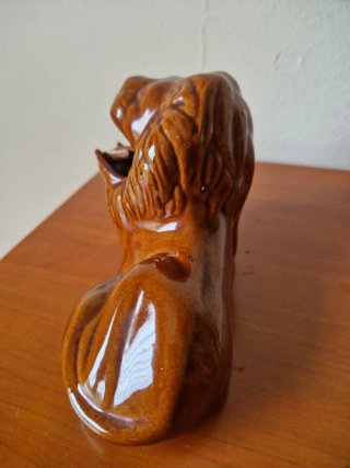 Figura cerámica león cenicero
