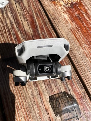 Dron DJI Mini 2 Fly More Combo