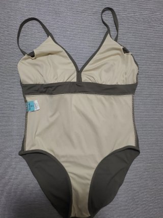 Bañador verde oliva con lazo