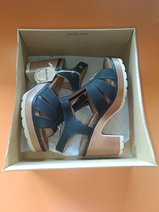 Sandalias negras de tacón talla 40