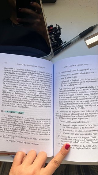 Introducción al Derecho Civil
