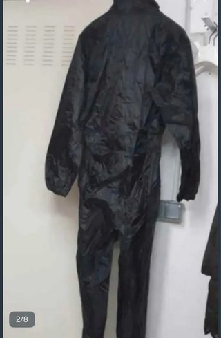 Mono impermeable, chubasquero