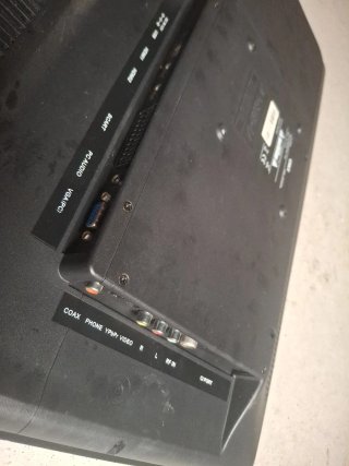 Televisor OKI LEDTV HD 21,5 pulgadas