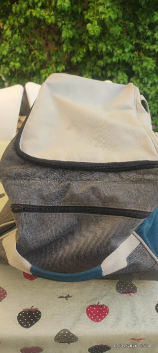 Maleta de viaje Honda azul y gris