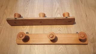 Perchero de madera con 3 ganchos