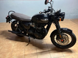 Triumph Bonneville T120 Black