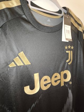 Maglia Juventus Adidas Jeep Nera Oro